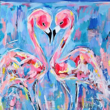 ציור מקורי: Il_fullxfull.5682000823_qblb.jpg: ציור אקריליק מודרני על בד המציג שני פלמינגו ורודים הפונים זה לזה, צוואריהם יוצרים לב על רקע מופשט בצבעים כחול וסגול עזים. מוסיף צבע וייחודיות לכל חלל.