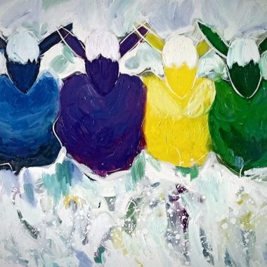 ציור מקורי: Il_fullxfull.5758955425_be7d.jpg הוא ציור שמן מודרני בסגנון פופ ארט על בד, המציג ארבע דמויות מופשטות עם אוזניים דמויות חיות בצבעים כחול, סגול, צהוב וירוק, על רקע מערבולת עם פנים לבנות ותווי פנים עדינים. מוסיף צבע וייחודיות לכל חלל.