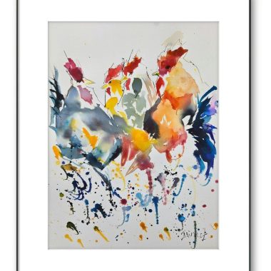 ציור מקורי: המוצר il_fullxfull.6305116052_s396.jpg הוא ציור אקוורל אימפרסיוניסטי מופשט של תרנגולים צבעוניים, עם כתמים אדומים, כחולים, צהובים וכתומים עזים. משיחות מכחול חופשיות מוסיפות תנועה על רקע לבן, והציור ממוסגר במתקן לבן. מוסיף צבע וייחודיות לכל חלל.